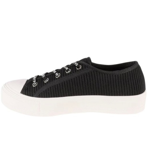 Steve Madden women’s Black Vex knit platform sneakers Sz 7 NEW - Picture 4 of 5